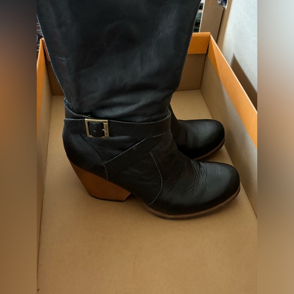 Kork Long Black Boots - Picture 9 of 9